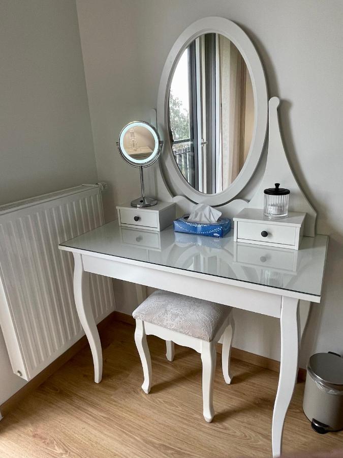 Bella Cruz 66 M2 Prestations Premium, Wifi, Balcon, Parking Avec Borne De Recharge Electrique, Plage Prieure, Commerces Dinard Eksteriør billede